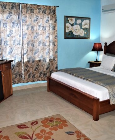 Coconut Pointe Rooms & Inside Coconut Pointe Rooms & Inside